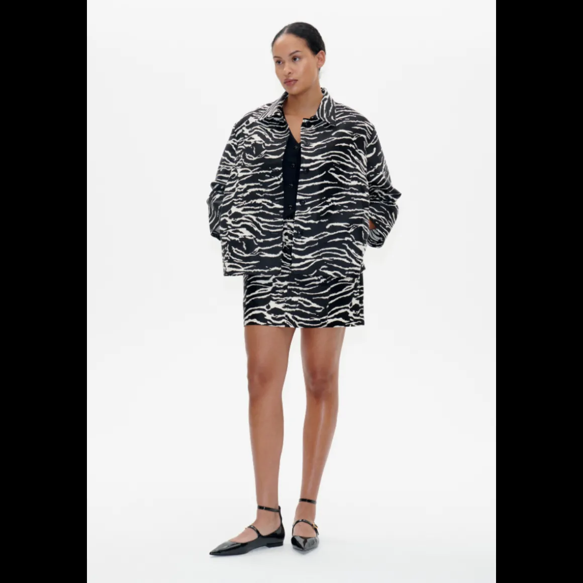 baum_und_pferdgarten_bess_2.webp Baum und Pferdgarten Bessie Jacket