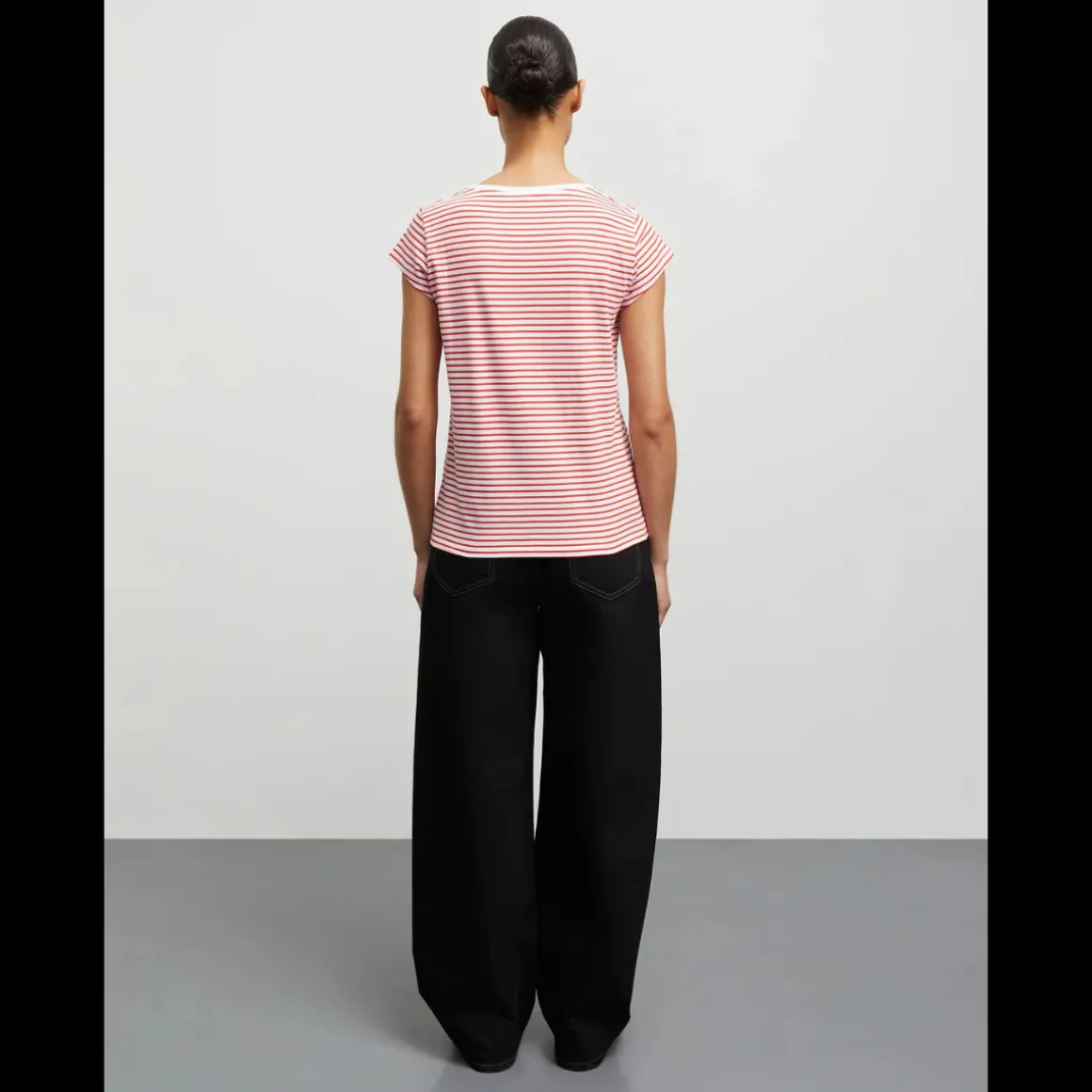 mads_nrgaard_fine_jersey__3.webp Mads Nørgaard Fine Jersey Stripe Tee