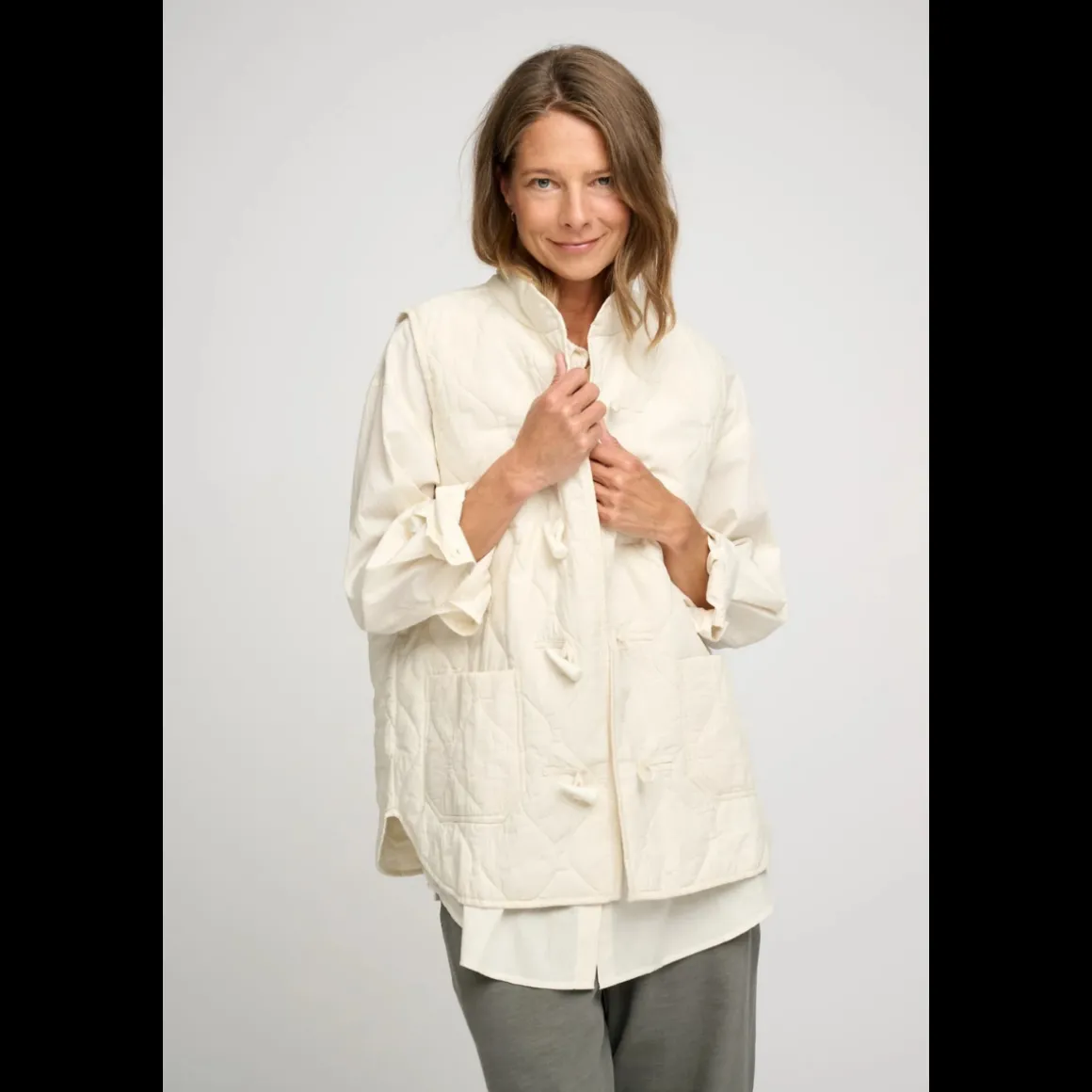 moshi_moshi_mind_meadow_q_2.webp Moshi Moshi Mind Meadow Quilted Vest