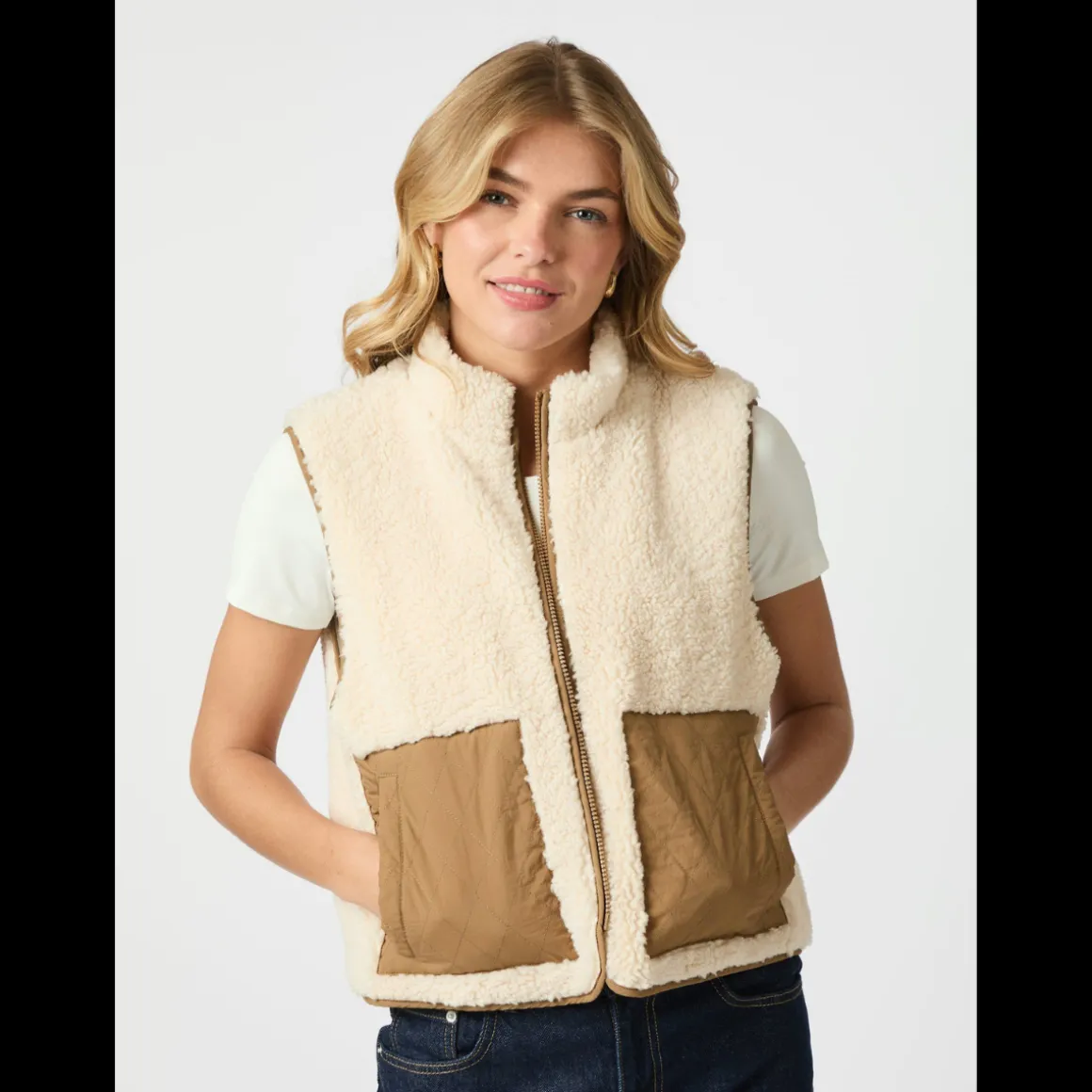 neo_noir_scout_teddy_wais_2.webp Neo Noir Scout Teddy Waistcoat