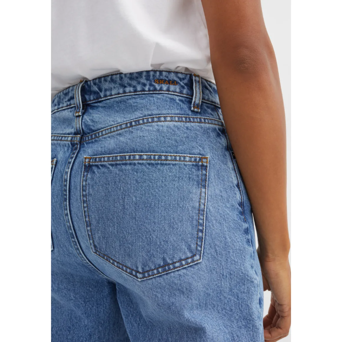 skall_studio_maddy_straig_3.webp Skall Studio Maddy Straight Jeans
