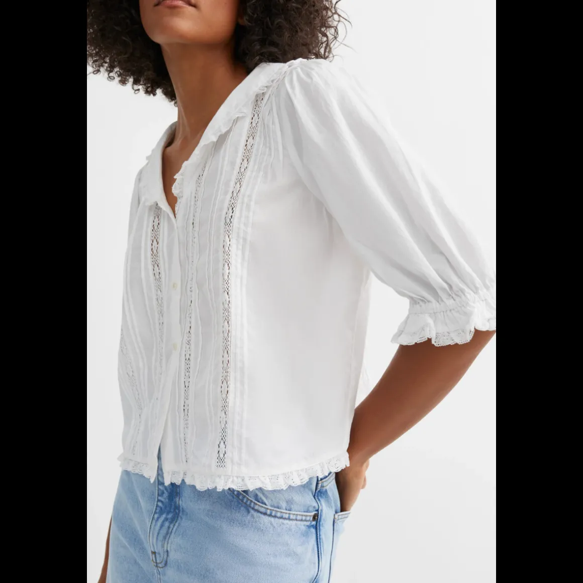 skall_studio_magnolia_sho_4.webp Skall Studio Magnolia Short Sleeve Blouse
